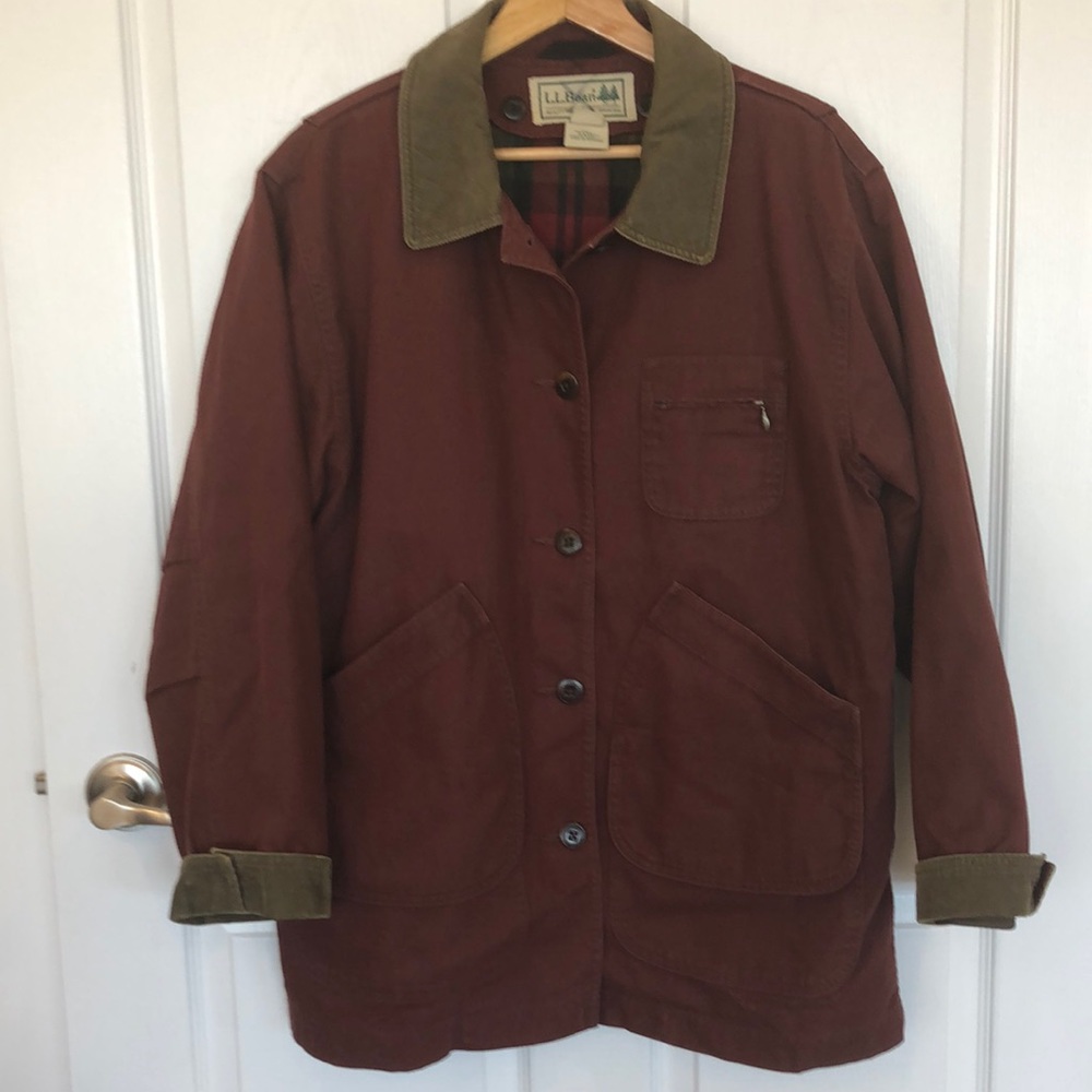 LL Bean Barn Coat. Flannel Liner. Brown Corduroy Trim Size L